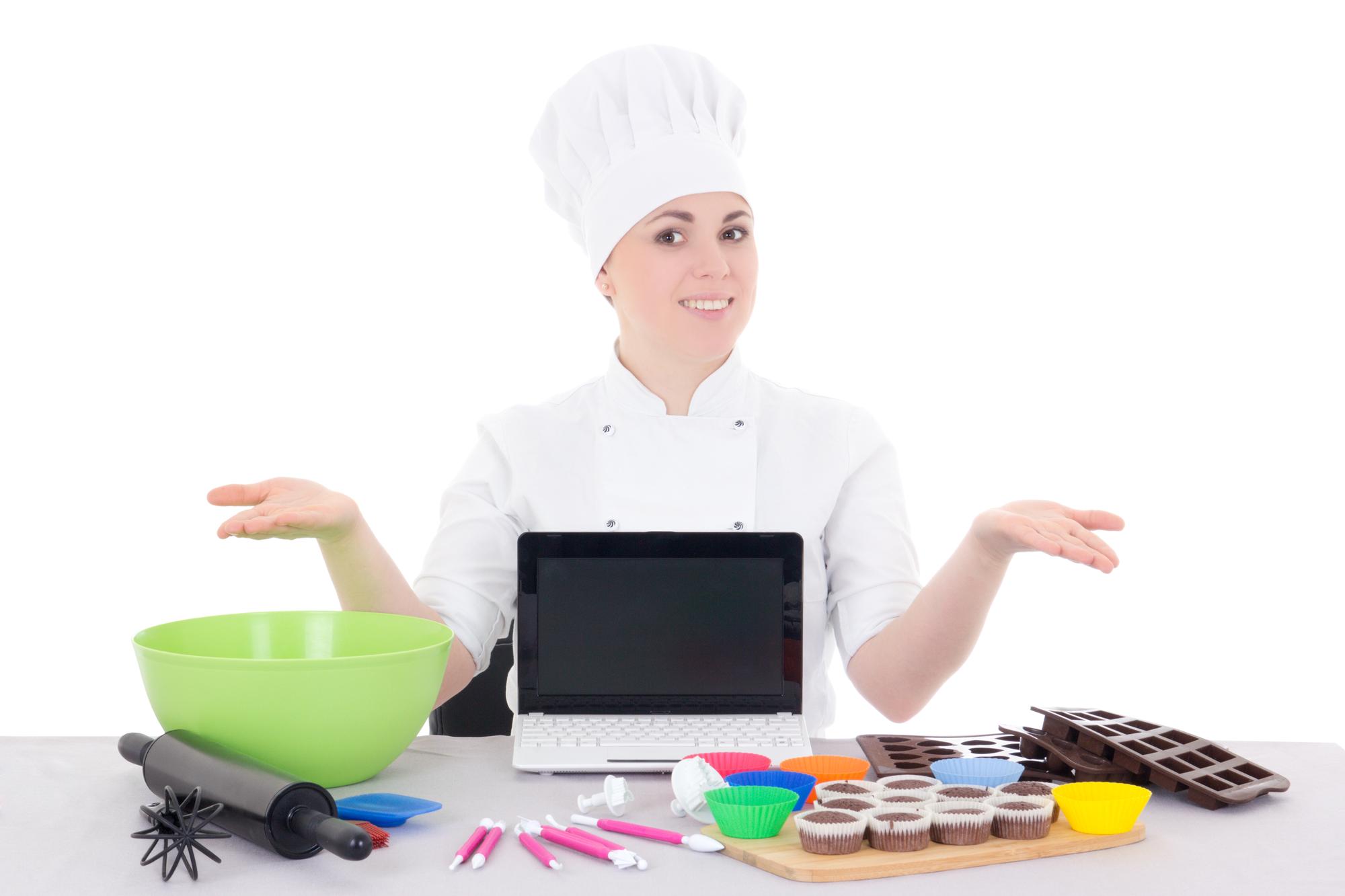 Chef che insegna una ricetta semplice